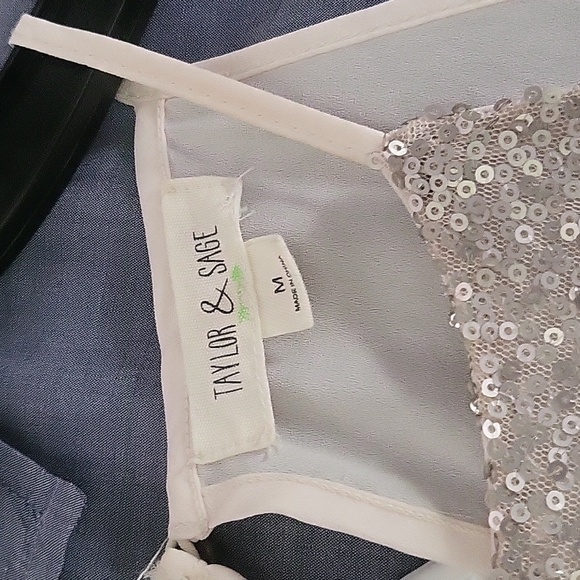 Taylor & Suede Sequin top - Picture 3 of 4